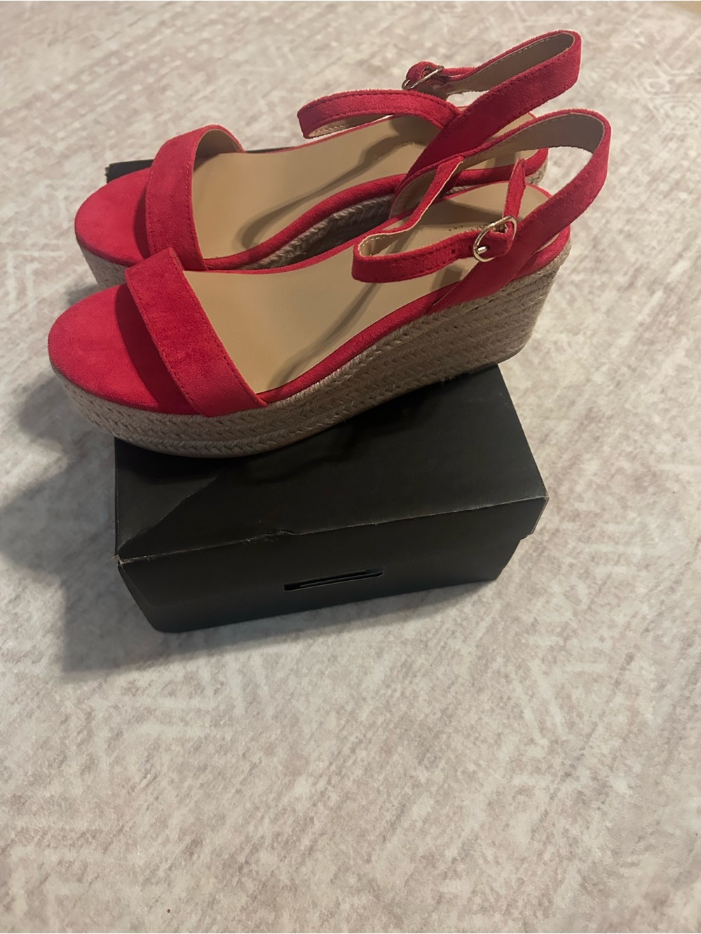 Banana Republic Women’s Maui rose red Espadrille Wedge Sandals with Ankle Strap